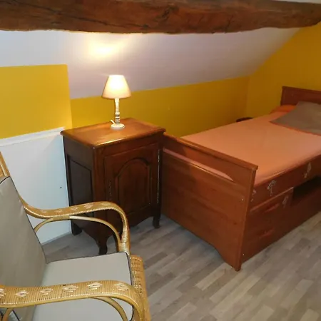 Дом отдыха Au Coeur De Avec Terrasse Et Balades En Foret - Fr-1-611-10